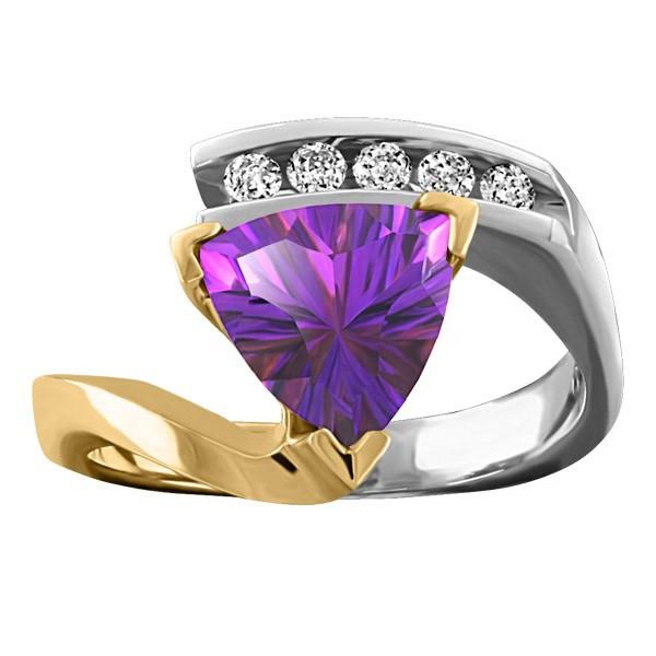 TWO-TONE DIAMOND AND AMETHYST RING